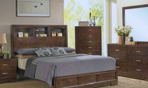 Walnut 5PC Bedroom Group