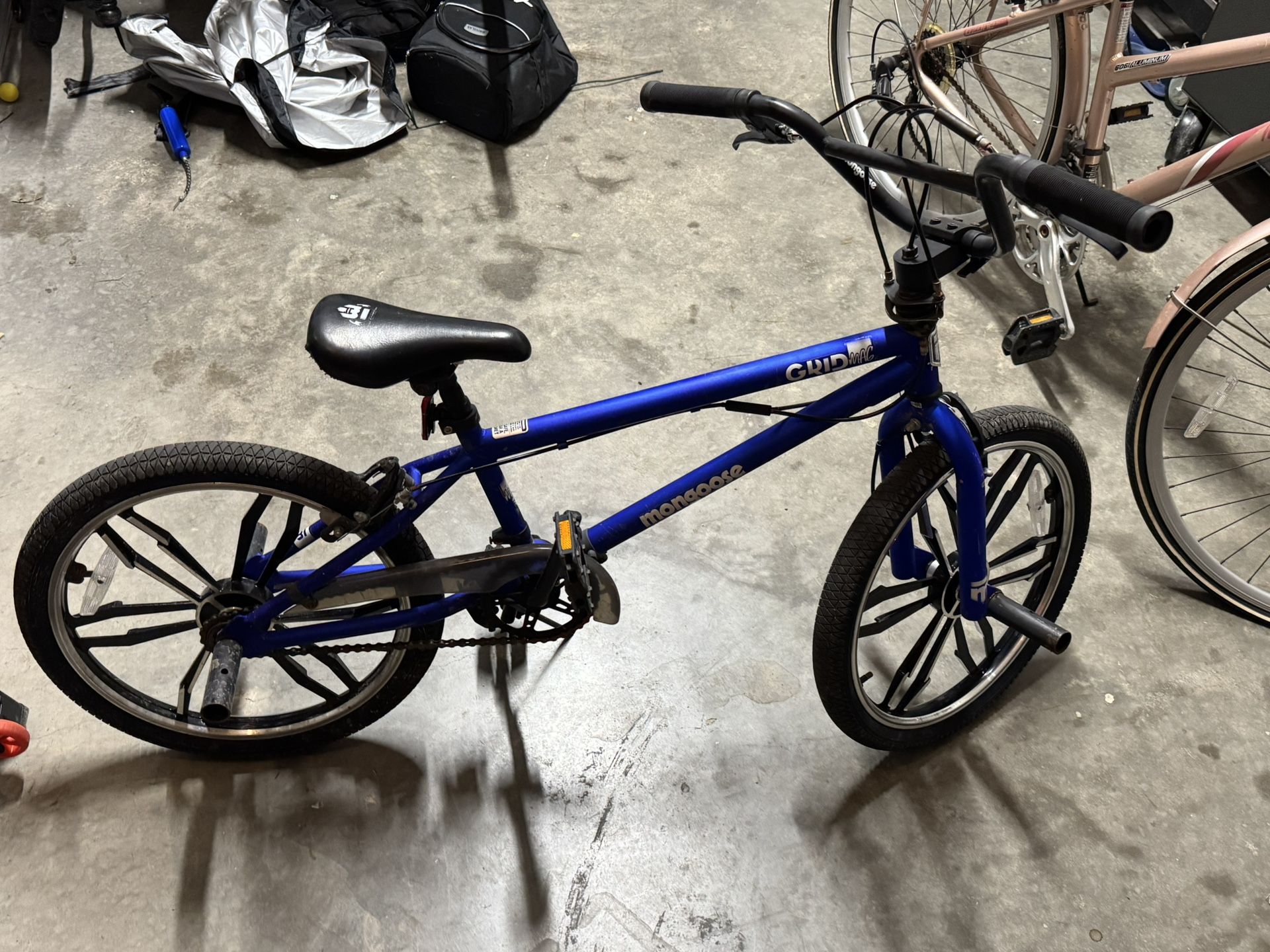 Boys bike - mongoose