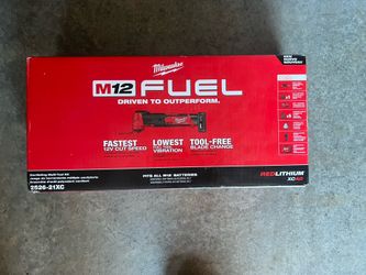 Milwaukee Fuel M12 Oscillating Multitool Kit NEW