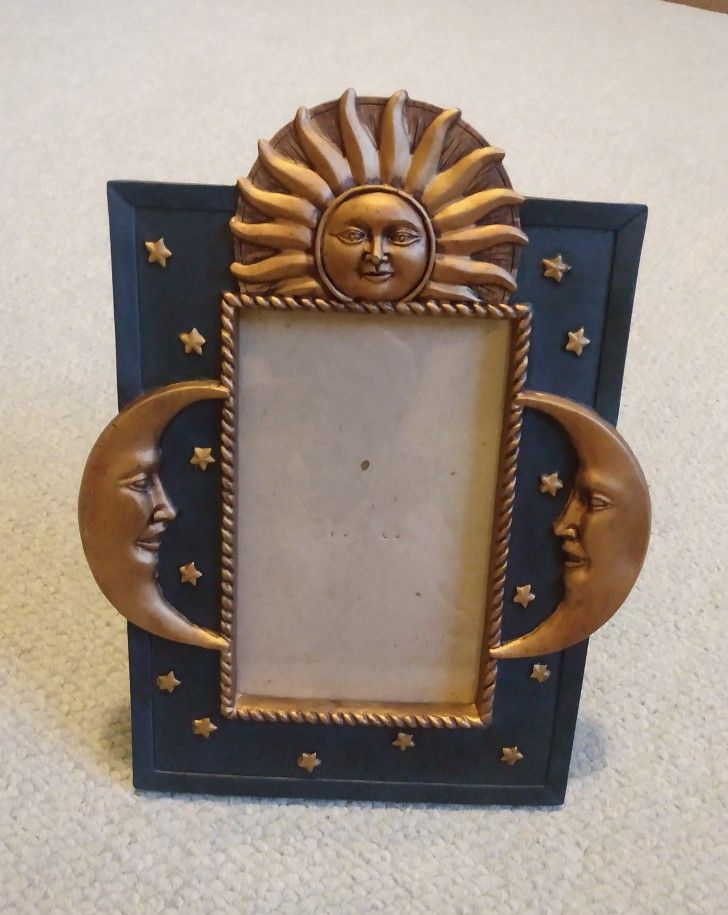 VINTAGE 90s Y2K CELESTIAL MOON SUN STARS PICTURE/PHOTO FRAME