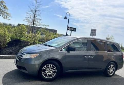 2014 Honda Odyssey EX FWD With