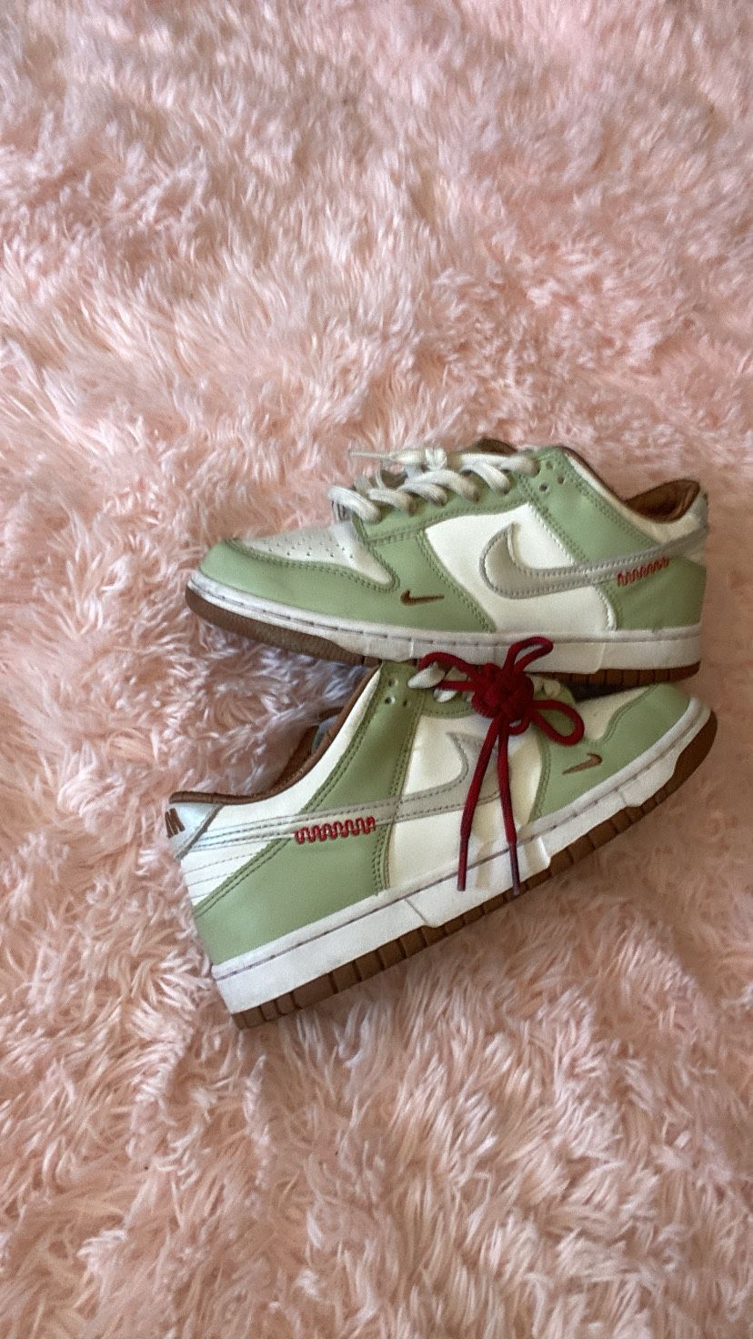 Nike Dunks