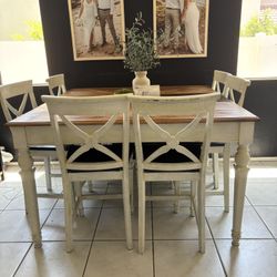 Dining Table & Couch 