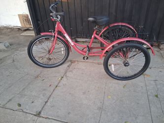 Viribus Burgundy 3 Wheel Beach Cruiser