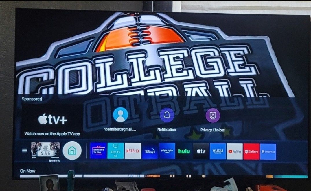 Samsung 65" 4k Ultra High Definition Smart TV(newer model) Great Cond. $530