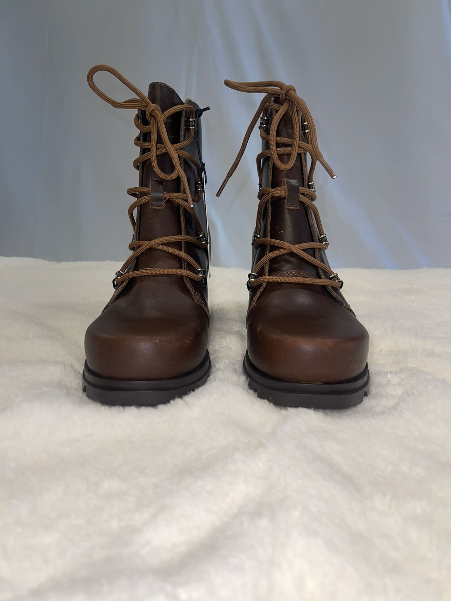 Sorel Boots Size 7.5