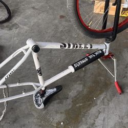 maxed Out Street Co 