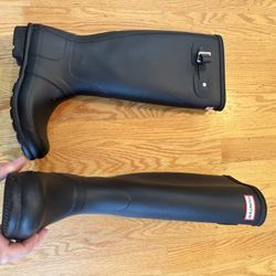 Hunter Boots. Size 6