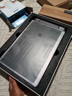 Portable Tri-Screen Monitor