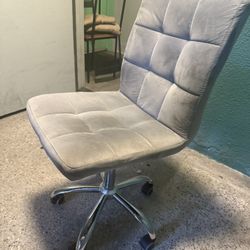 Beautiful Gray Plush Velvet Office Chair  With Casters 