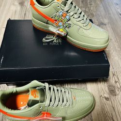 Brand new ( AIR FORCE 1'07 PRM OIL GREEN/SAFETY ORANGE ) size 9