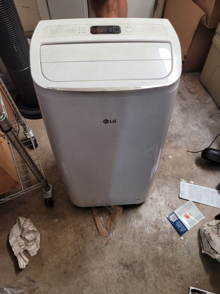 Large AC Window Unit