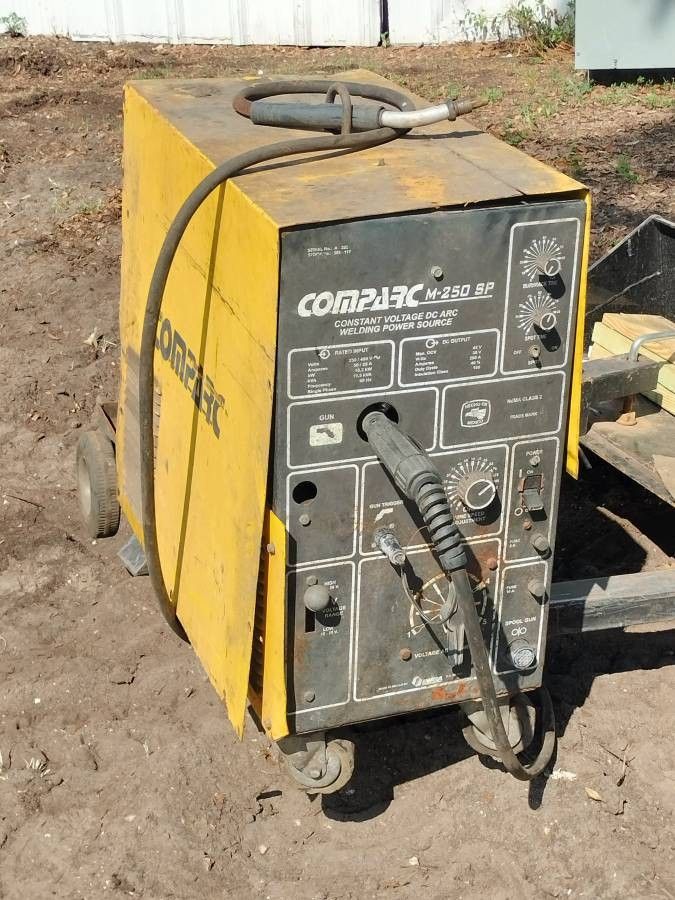 Comparc M-250 SP DC Arc Welder Power Source + Wire Feeder