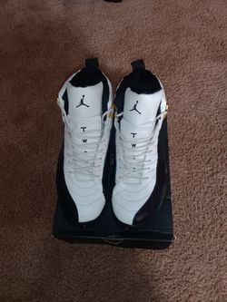 Men shoes size 12