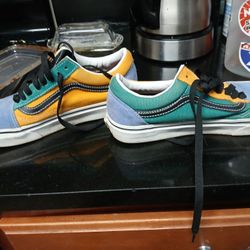 Vans Men 6.5 Women 8