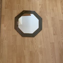 Octagon Mirror 17 Inch