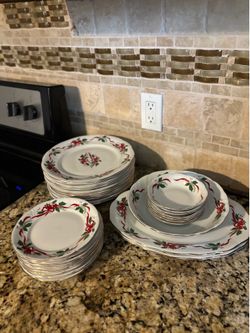 Baum Brothers Victorian Holiday Set