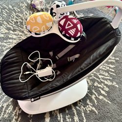 4 Moms Multi Motion Smart Swing 