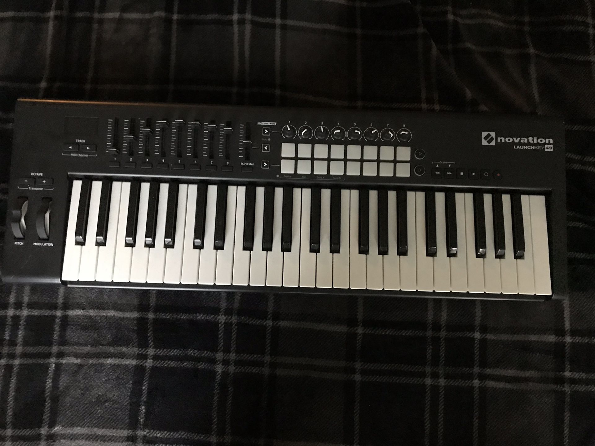 Notation Launchkey 49 MIDI Keyboard Controller