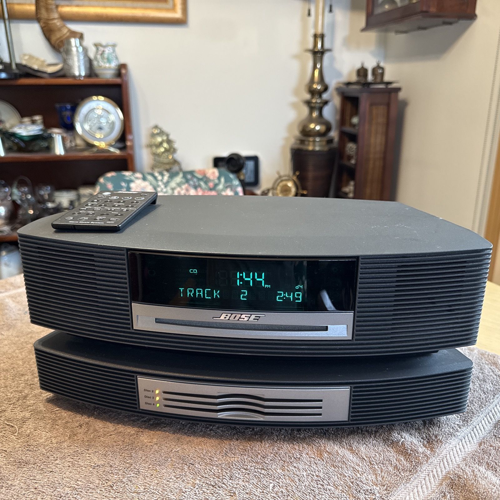 Bose Wave Music System AWRCC1 CD Player Radio w/3 Disc Multi-CD Changer with remote