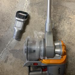 Dyson Vacuum 