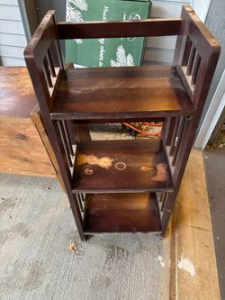 Foldable Bookcase/shelf