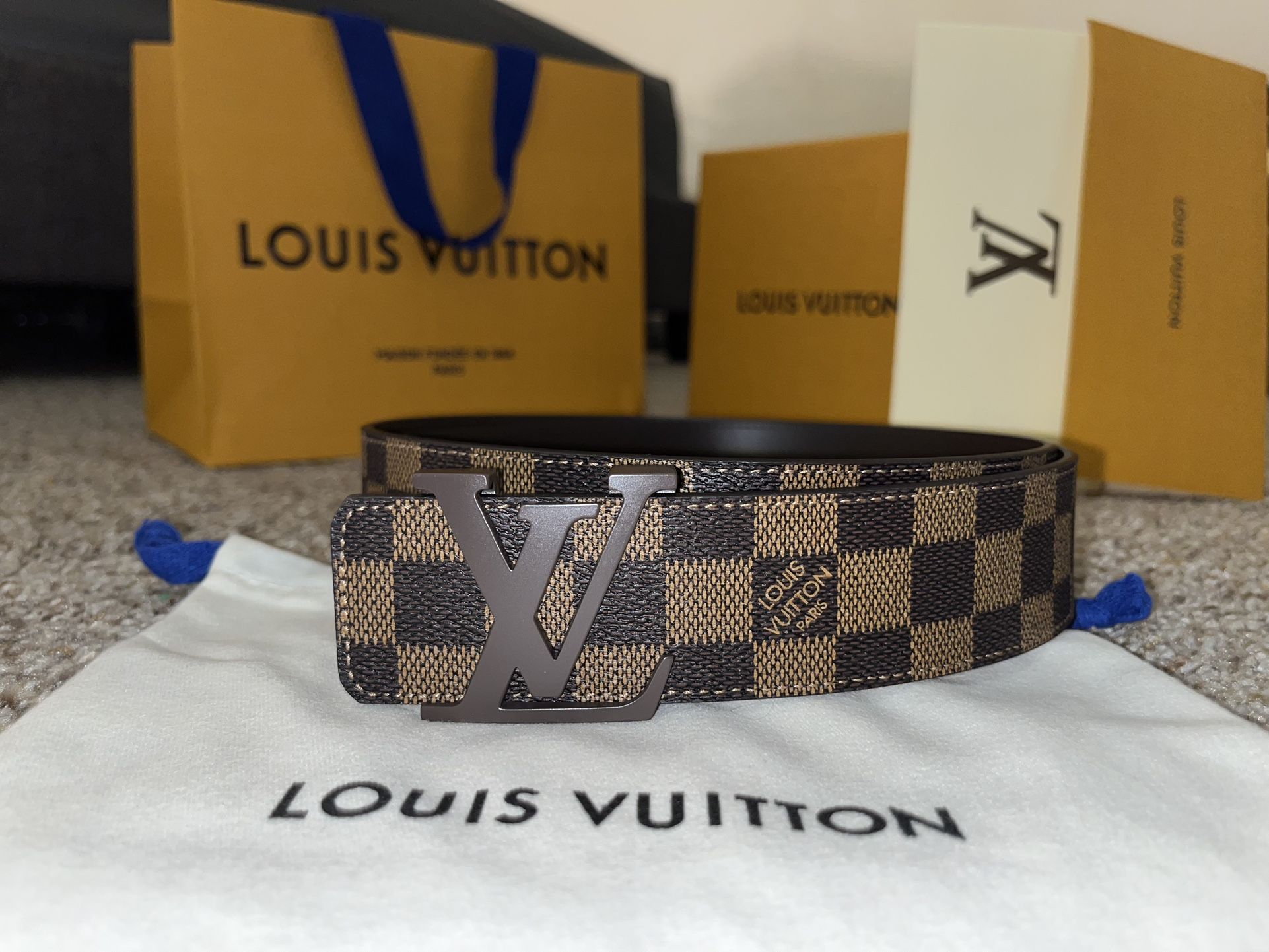 Louis Vuitton Men’s belt (30-34) With Receipt. Yeezy Supreme