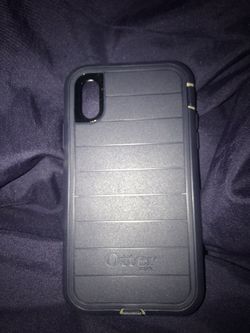 iPhone XR otter box case defender series Blue (price negotiable)