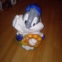 Vintage 1993 Bugs Bunny Cookie Jar...New Condition  