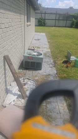 Air conditioning technician