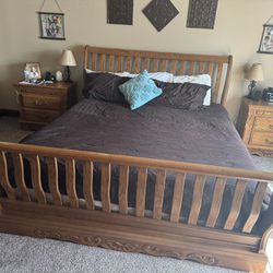 Solid oak king bedroom set