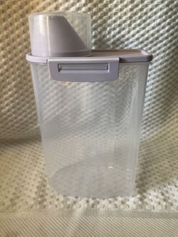 Rice stocker