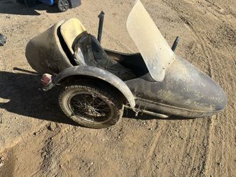The Motorcycle Side Car