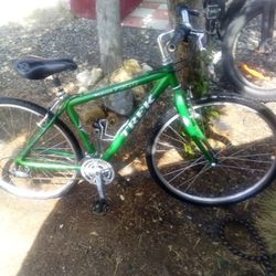 24 Speed TREK  Multitrack 7500 Road Bike 