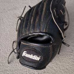 Franklin Baseball Glove