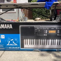 Electric Keyboard And Stand 