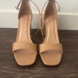 Nude sandals