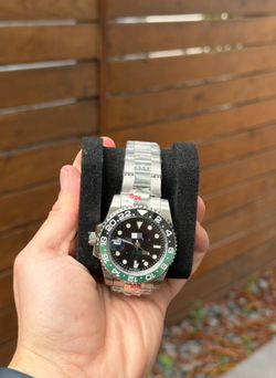 Nice Sprt Watch