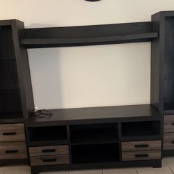 Wall Unit