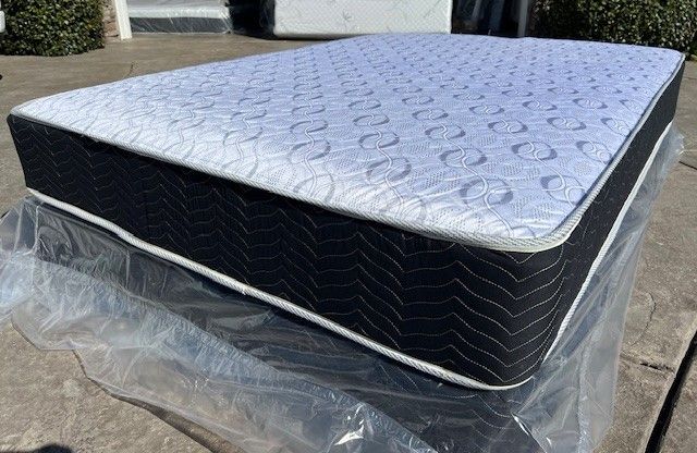 King Orthopedic Deluxe Collection Mattress!•••