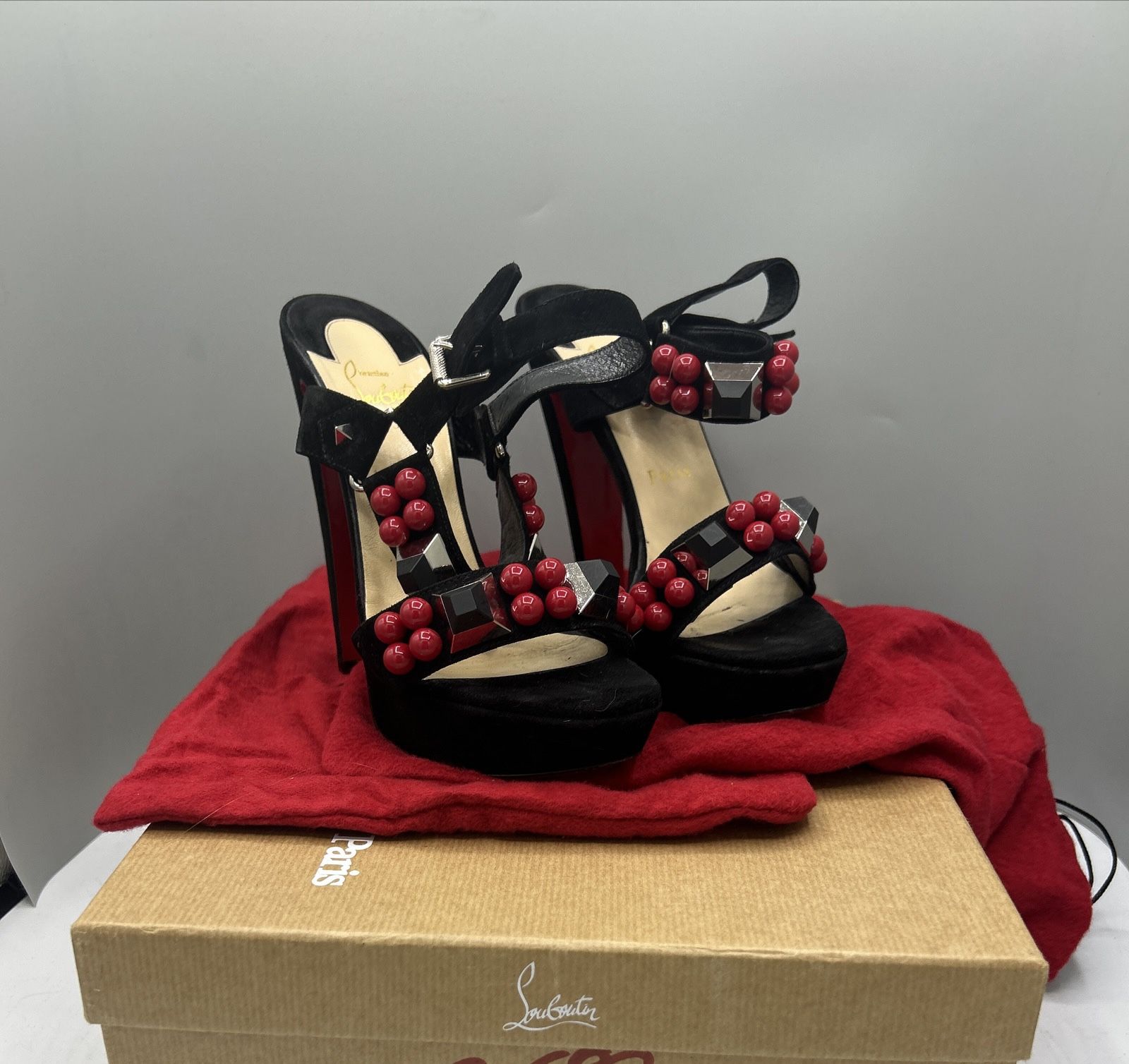Christian Louboutin Pyrabubble Size 7 /37.5 EUR Black Suede Chunky Heel Box/Bags