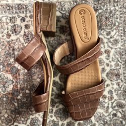 Corso Como Sandals 7.5 