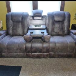 Wolfridge Dual Power Reclining 