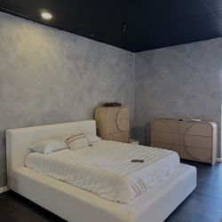 Cream Upholstered Platform Storage Bed – Queen & King