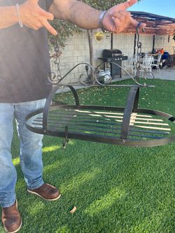 Pot hanger