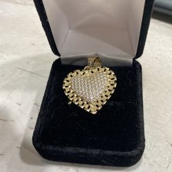 10k CZ chain heart pendant