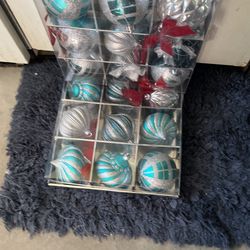 18 Martha Stewart Ornaments