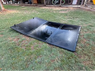 Dodge Long Bed Tri-Fold Hard Tonneau Cover
