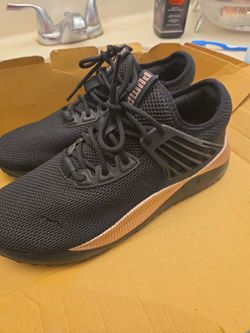 Puma Woman's New Size 9.5