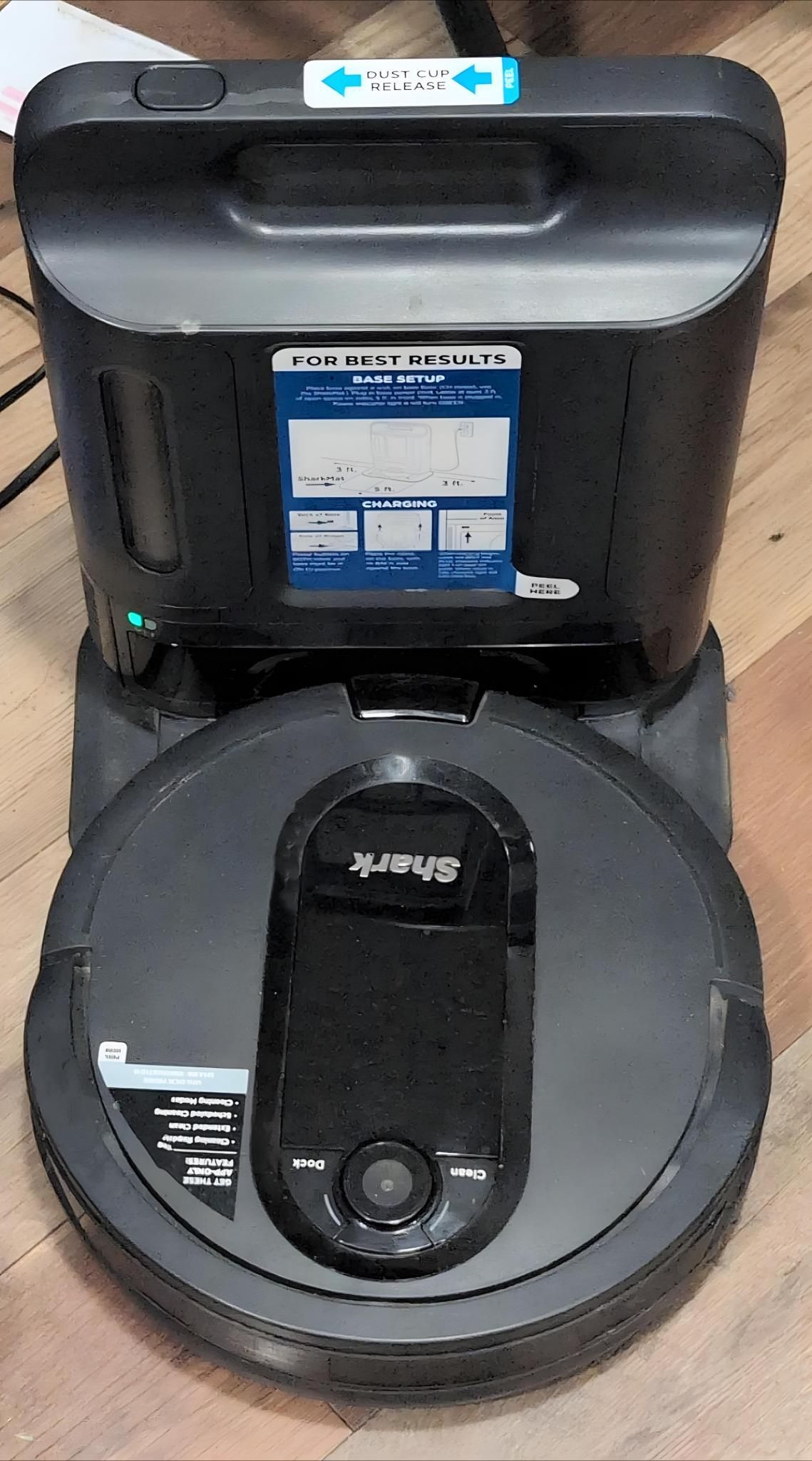 Shark Roomba